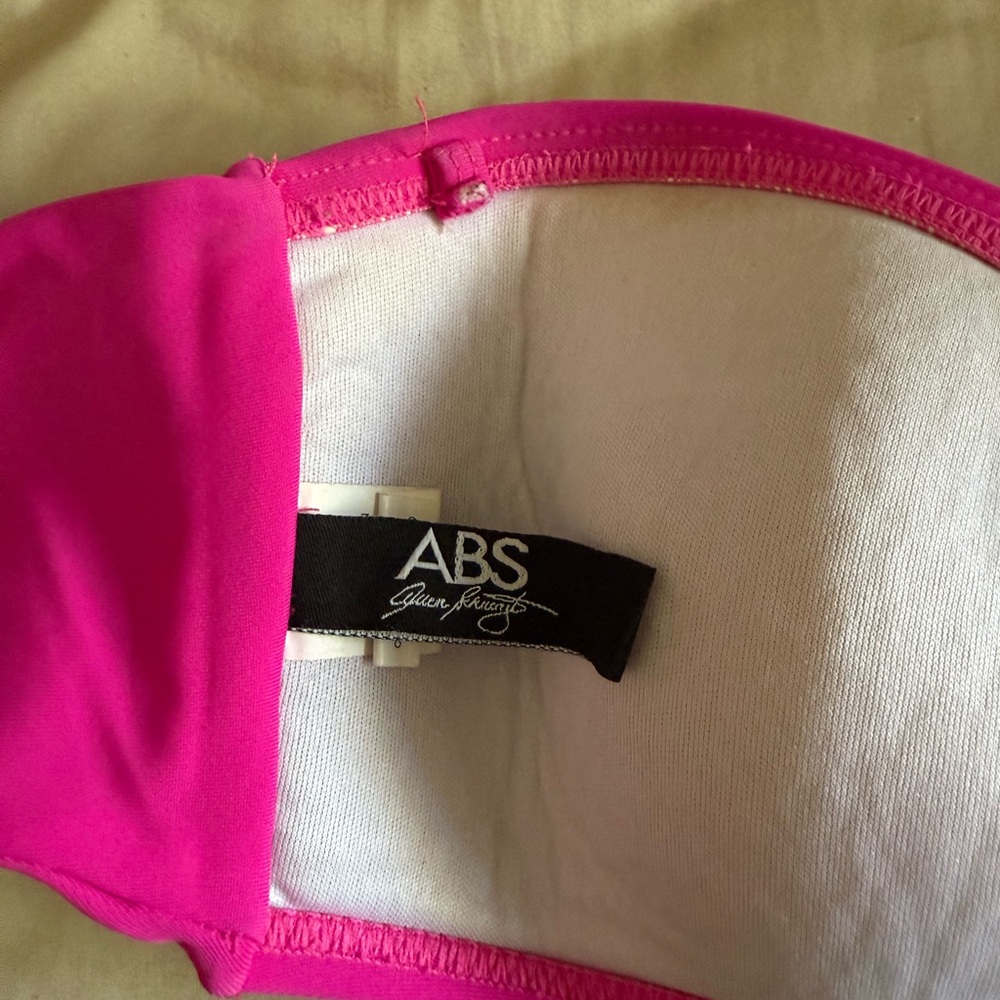 Vibrant Pink Bikini Set - Picture 3 of 4